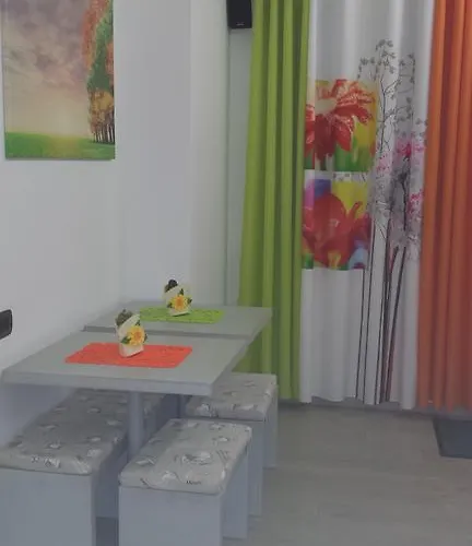 Nuova Ostiglia Bed & Breakfast 3*