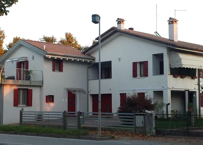 Bed & Breakfast Nuova Ostiglia 3*